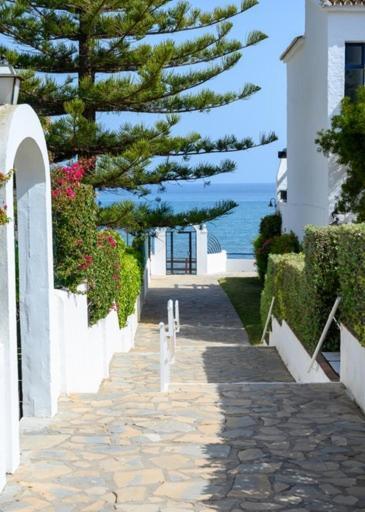 Beach Side Apartments Calahonda Sitio de Calahonda Esterno foto